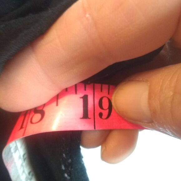 Friends tee - Picture 3 of 3